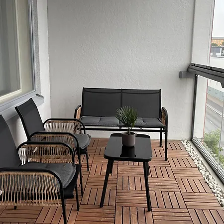 1 Bedroom Flat In With Balcony Turku